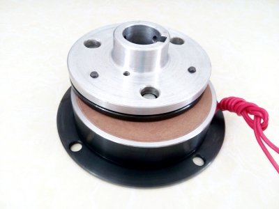 通電電磁剎車(chē)